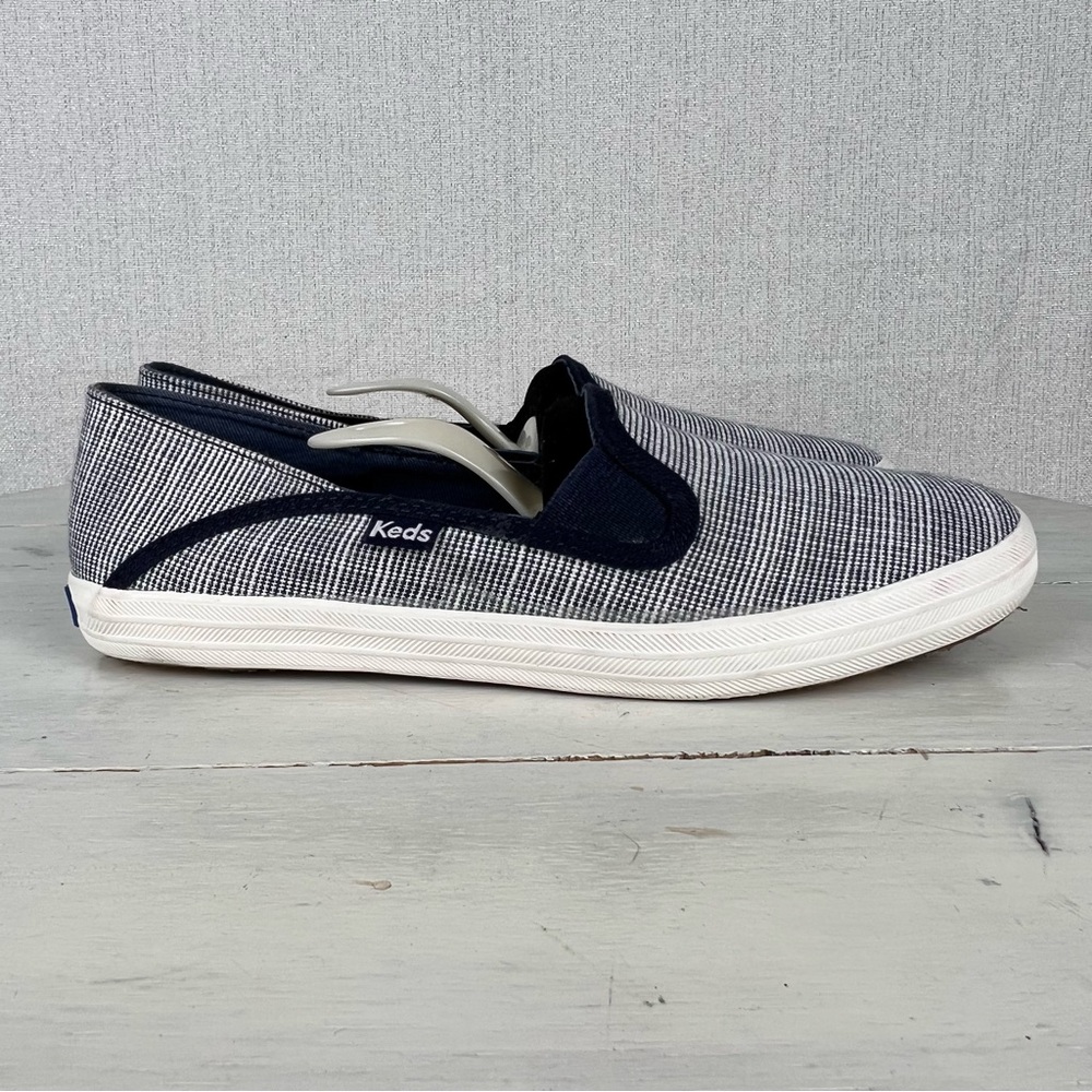 480ube Keds blue and white slip on canvas loafers sneakers women size 6